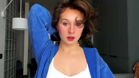 lilith online show from 09/30/25, 01:16