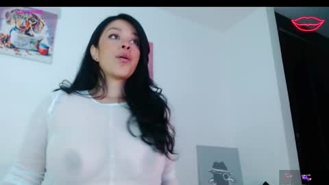 Snapshot of lilith_luv_ chatting on 05/21/26, 08:32 kata online show from 05/21/26, 08:32