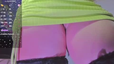 lily online show from 02/09/25, 11:57