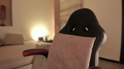 lilith_sage_ online show from 10/02/25, 11:39