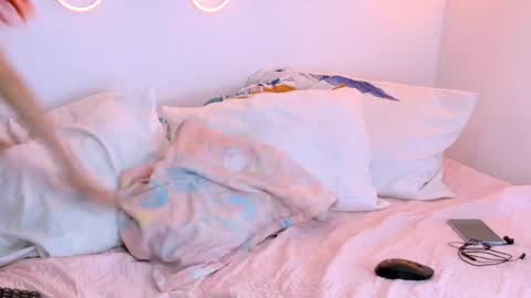 Lilith online show from 04/15/26, 03:13