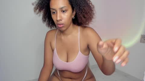 Alejandra  online show from 01/11/25, 11:46