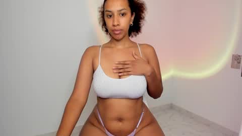 Alejandra  online show from 01/19/25, 04:22