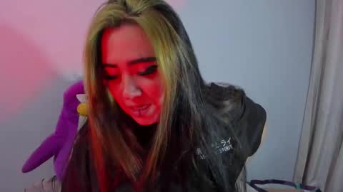 Lilith online show from 11/21/25, 05:06