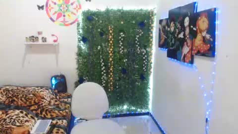 lilithaurora online show from 04/30/26, 12:55