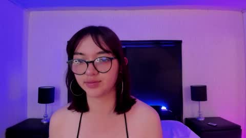 LilithBluum  online show from 04/03/26, 12:47