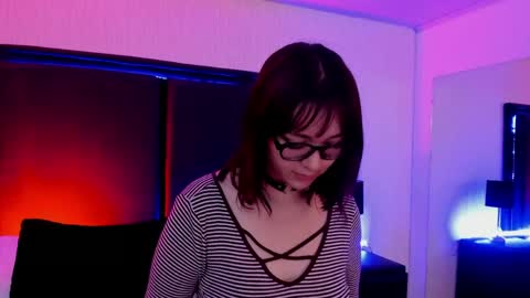 LilithBluum  online show from 04/25/26, 11:13