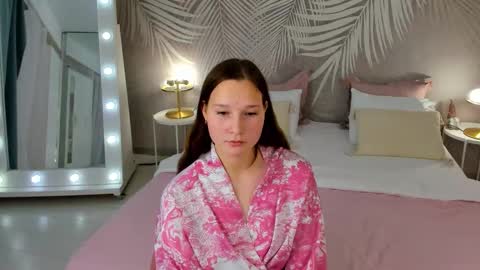 lilithgloww online show from 11/14/25, 04:06