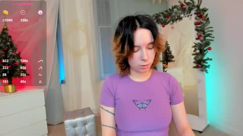 Snapshot of lilithlunna chatting on 01/06/25, 01:09 Lilith online show from 01/06/25, 01:09