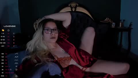 lilithmystic01 online show from 12/15/24, 03:42