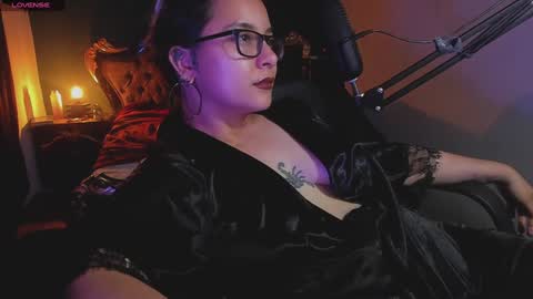 lilithmystic01 online show from 02/05/25, 11:17