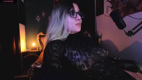 lilithmystic01 online show from 02/17/25, 01:21