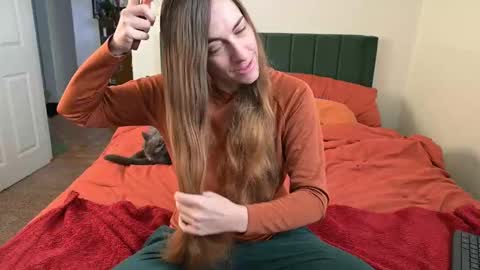 L online show from 10/21/25, 02:18