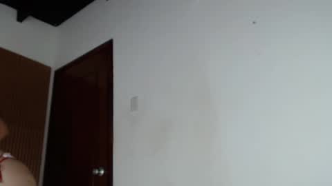 lilithphillis1 online show from 12/18/25, 05:19