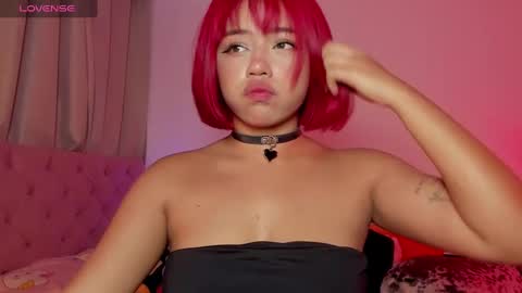 Snapshot of lilithrose_2 chatting on 02/28/25, 06:10 lilithrose_2 online show from 02/28/25, 06:10