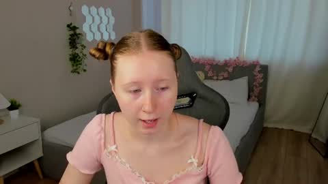  Lili Tiny  GMT2 3-10AM  MonTueWedThuSat online show from 07/23/26, 01:41