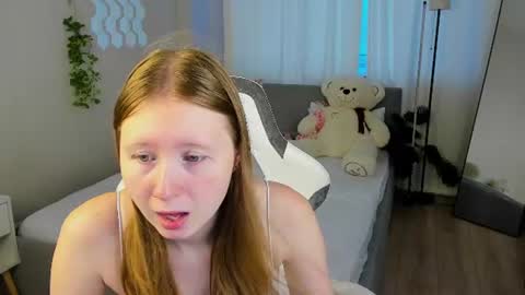  Lili Tiny  GMT2 3-10AM  MonTueWedThuSat online show from 08/06/26, 01:18