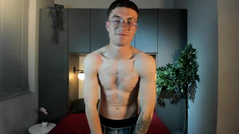 Snapshot of liljames_ chatting on 05/28/26, 09:12 Lil James online show from 05/28/26, 09:12