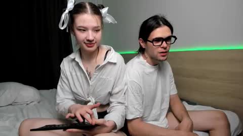 Snapshot of lilkimchii chatting on 11/17/25, 01:28 LilKimchii online show from 11/17/25, 01:28