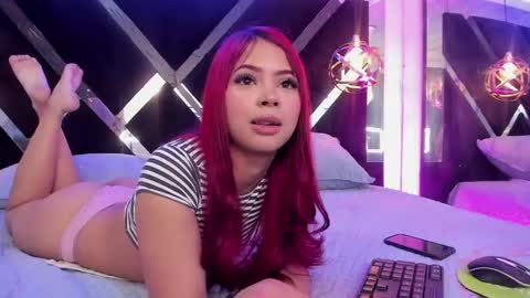 lill_kims online show from 04/24/26, 12:40