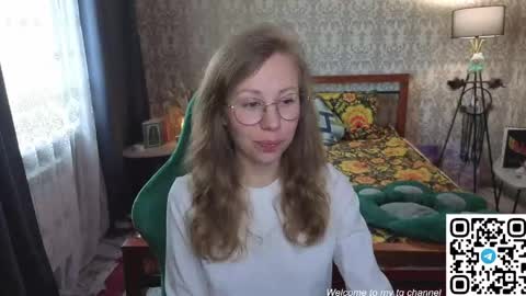 Snapshot of lill_mary chatting on 05/04/26, 12:50 Maria online show from 05/04/26, 12:50