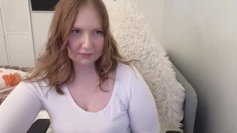 Anni online show from 11/26/25, 11:44