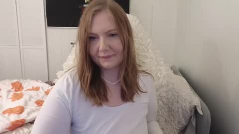 Anni online show from 12/15/25, 08:40