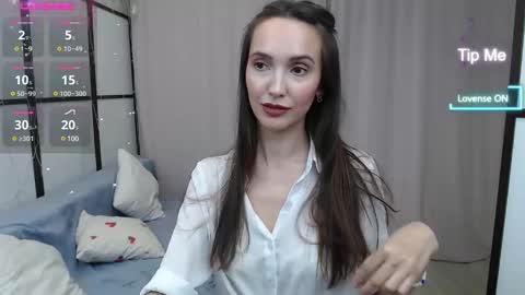 Lillian online show from 02/17/25, 04:04
