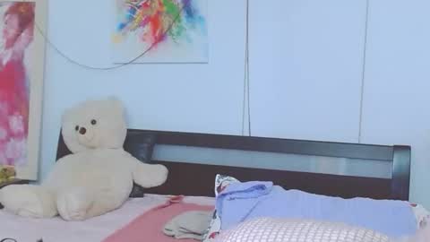 Lara online show from 02/20/26, 01:02