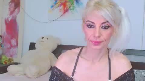 Snapshot of lillianasara chatting on 05/10/26, 07:52 Lara online show from 05/10/26, 07:52
