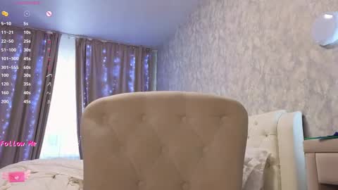 Snapshot of lilliasweety chatting on 04/05/26, 04:42 Lara Angel online show from 04/05/26, 04:42