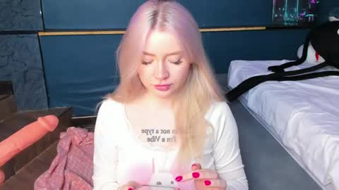 lillie_berry online show from 04/20/26, 04:48