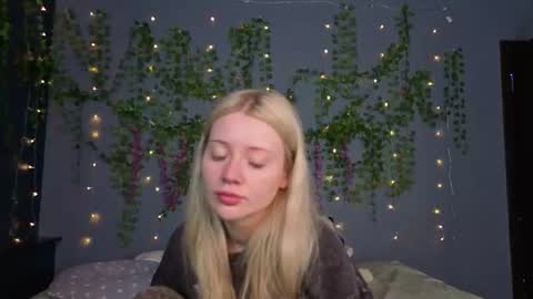 lillie_berry online show from 07/21/26, 04:15