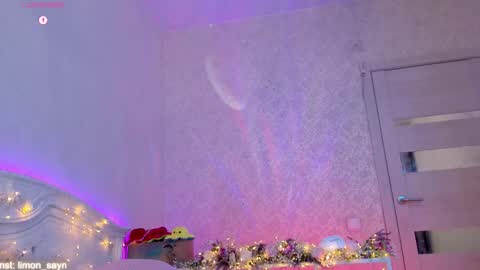 LilliMoore online show from 10/01/25, 11:33