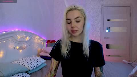 LilliMoore online show from 10/06/25, 11:35