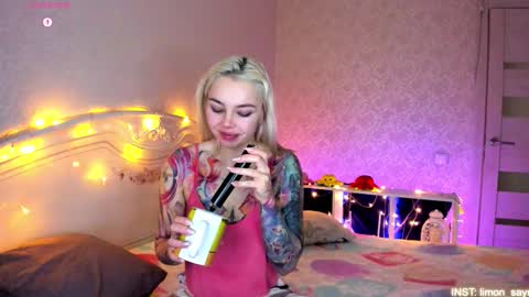 LilliMoore online show from 02/27/26, 11:16