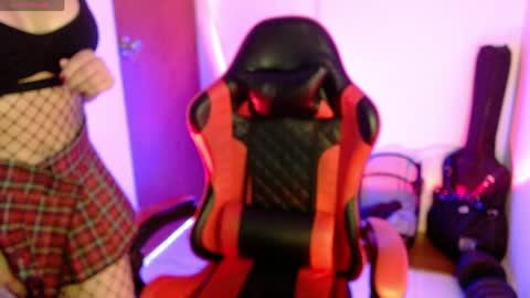 lillith_777 online show from 04/10/26, 07:18