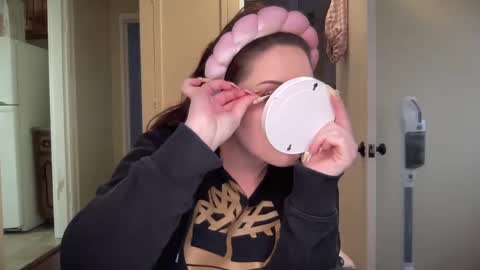 lilly_adams88 online show from 02/19/25, 10:53