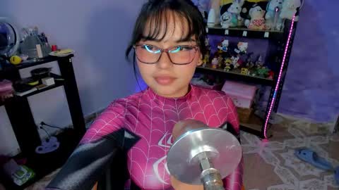 Snapshot of lilly_kinky chatting on 09/12/25, 02:55 Lilly  online show from 09/12/25, 02:55