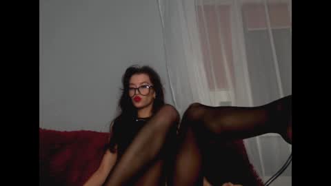 lillyerikson online show from 01/12/25, 12:07