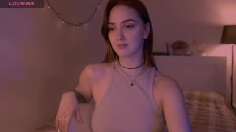 LillyFarey online show from 09/23/25, 08:23