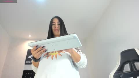 Lilly online show from 10/01/25, 01:17