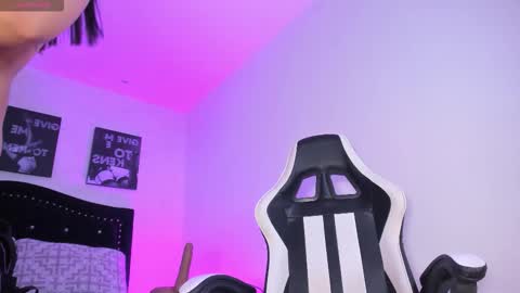 Lilly online show from 10/20/25, 01:22