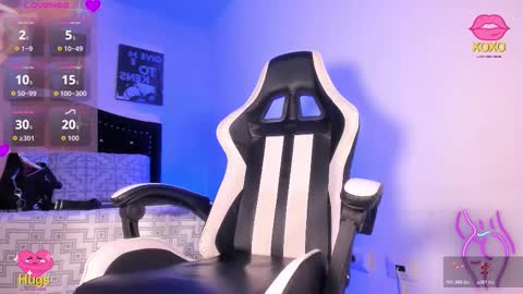 Lilly online show from 11/11/25, 01:22