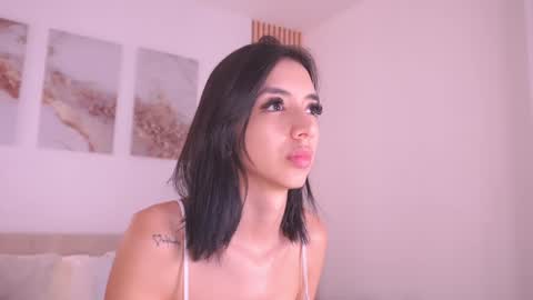 Lilly Thompson  online show from 01/24/25, 05:21