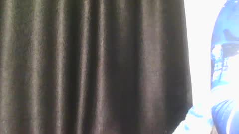 Snapshot of lillyy_y chatting on 07/15/26, 02:06 lillyy_y online show from 07/15/26, 02:06