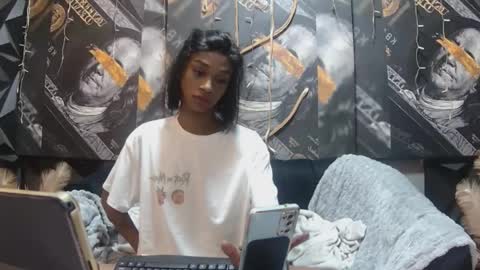 Snapshot of lilmissbaddiexxx chatting on 08/05/26, 09:06 lilmissbaddiexxx online show from 08/05/26, 09:06