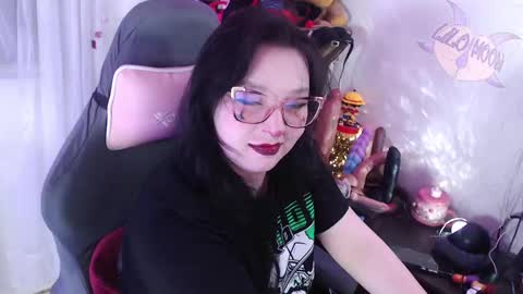 Lilo  online show from 10/02/25, 01:51