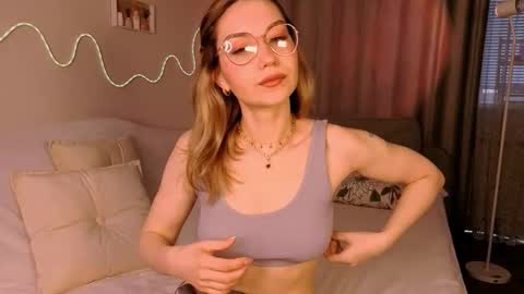 Snapshot of lilosims chatting on 10/12/25, 04:00 Lilo online show from 10/12/25, 04:00