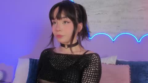 Snapshot of lilou_albrecht chatting on 10/09/25, 07:56 Lilou online show from 10/09/25, 07:56